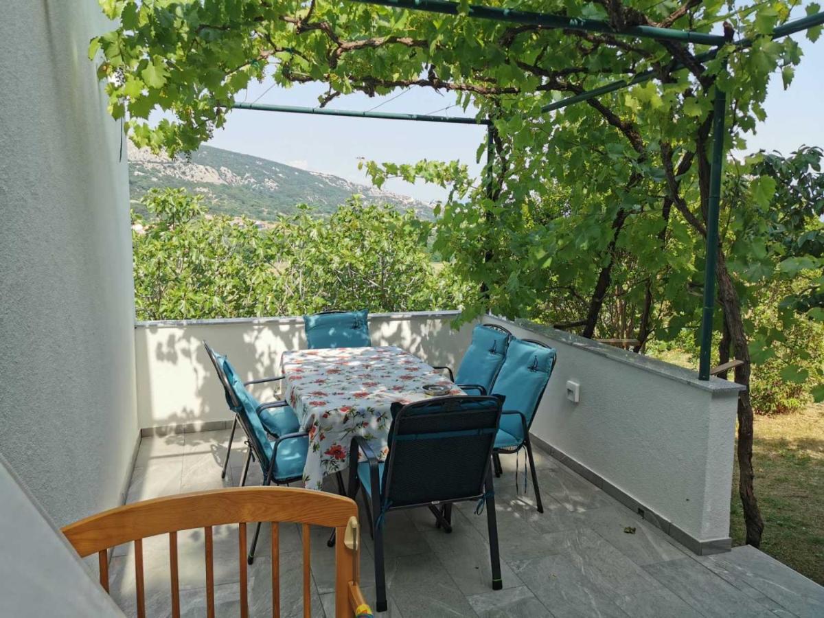 Apartments Juranic I Baška Exterior foto